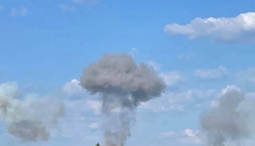 Ілюстративне фото пошкодженої вантажівки після удару FPV-дрона
