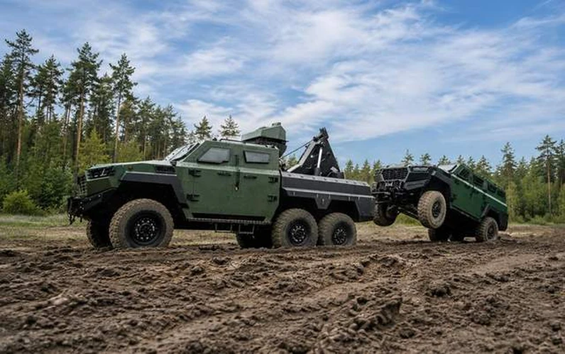 Український броньований евакуаційний тягач INGUAR-4