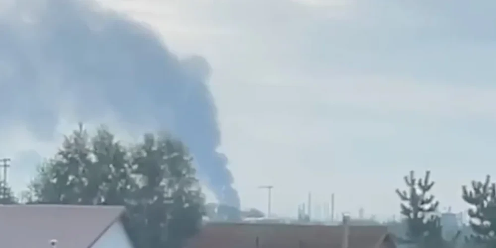 Зеленський 21 серпня озвучив відстані до уражених об’єктів у РФ: від 180 до 1600 км