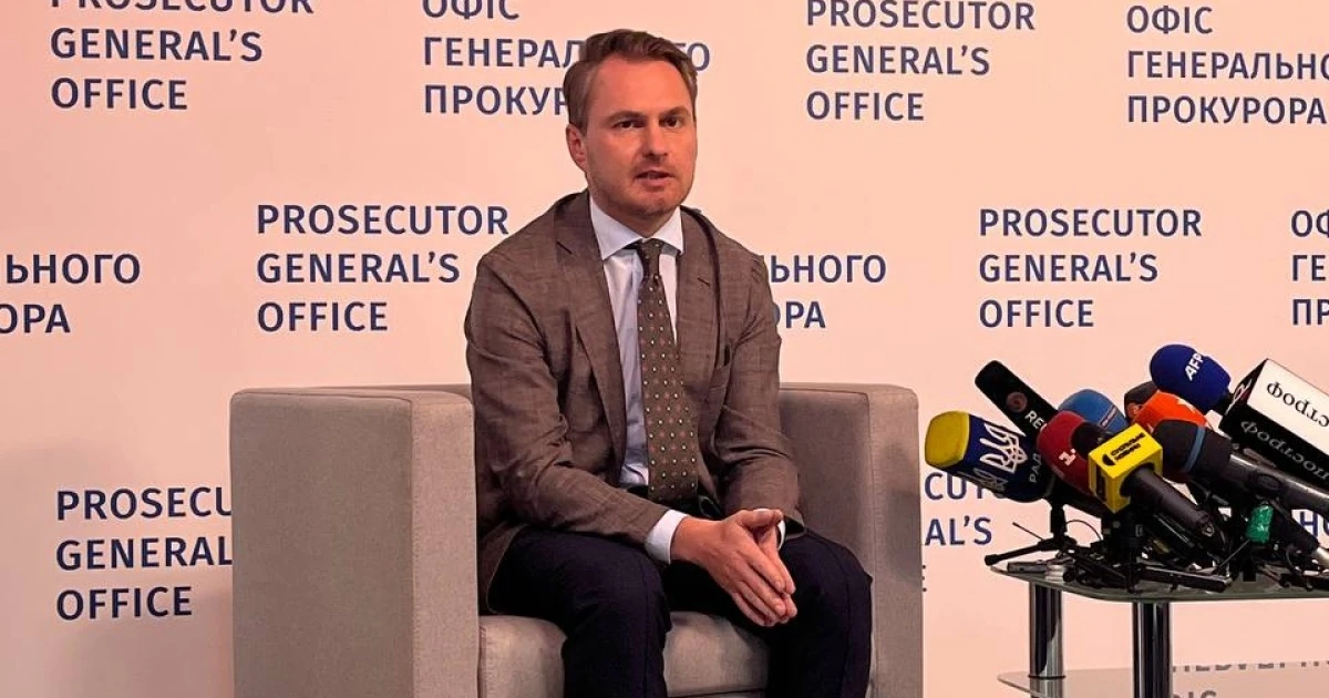 Подання щодо Кравченка у Раді: шість підтверджених осіб і три дати