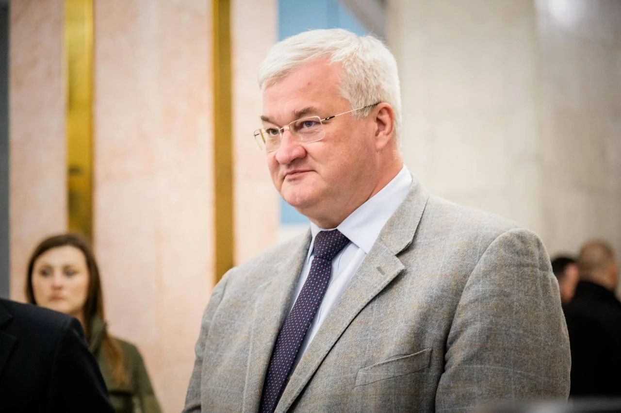 Сибіга навів цифри: економіка РФ у 13 разів менша за США і у 8 — за Китай